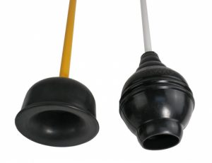 traditional versus keyhole plunger